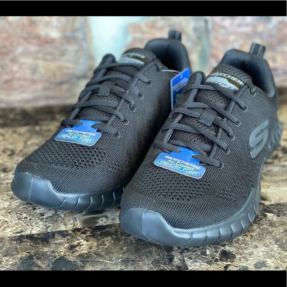 NEW Skechers Overhaul - Landhedge Training sneaker - Picture 7 of 11